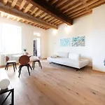 Vue Sur Jardin In Center Town Διαμέρισμα Λούκα